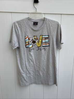 Love In Faith Womens Love Like Jesus Graphic T-Shirt Sz Medium